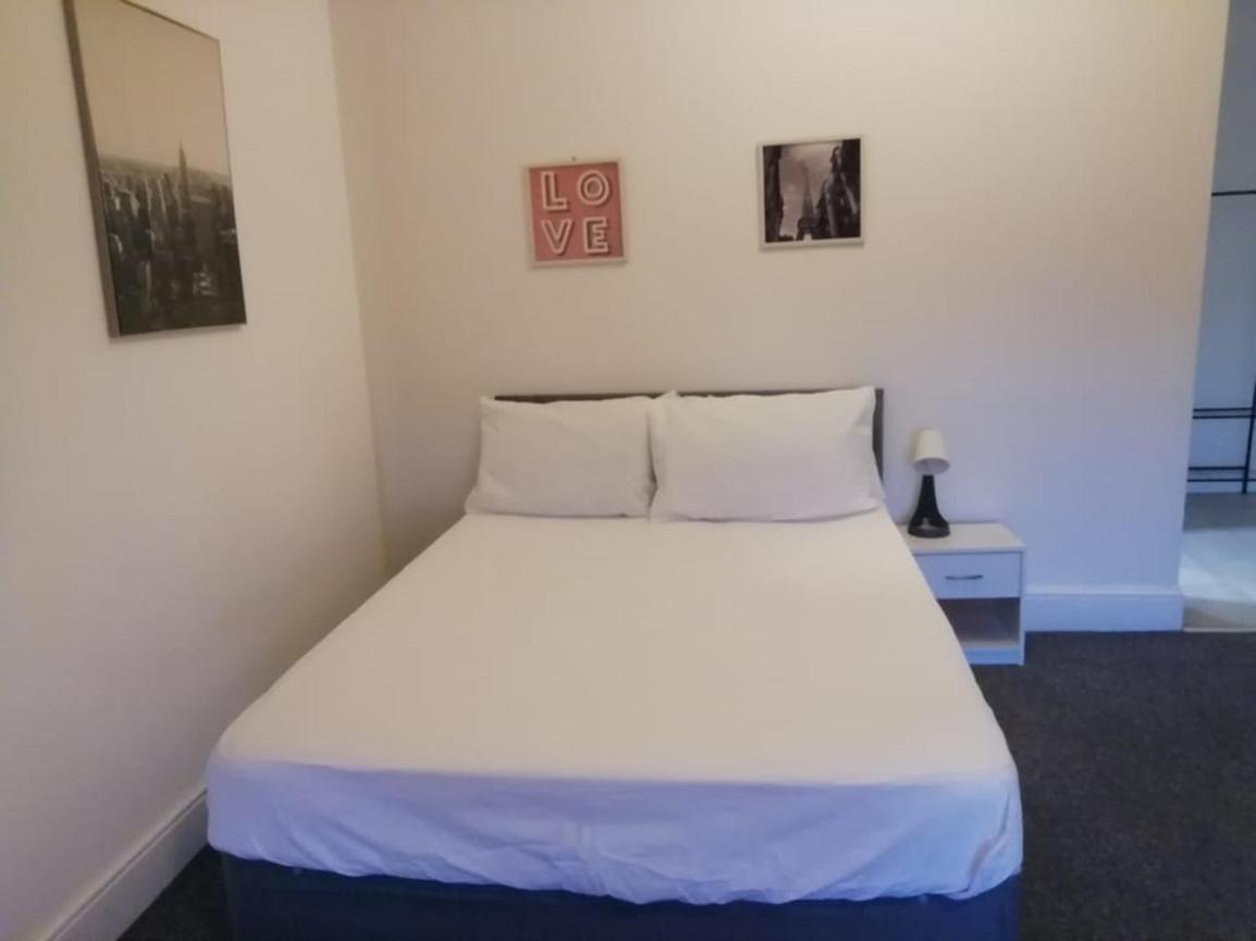Lodge-room-18 Liverpool