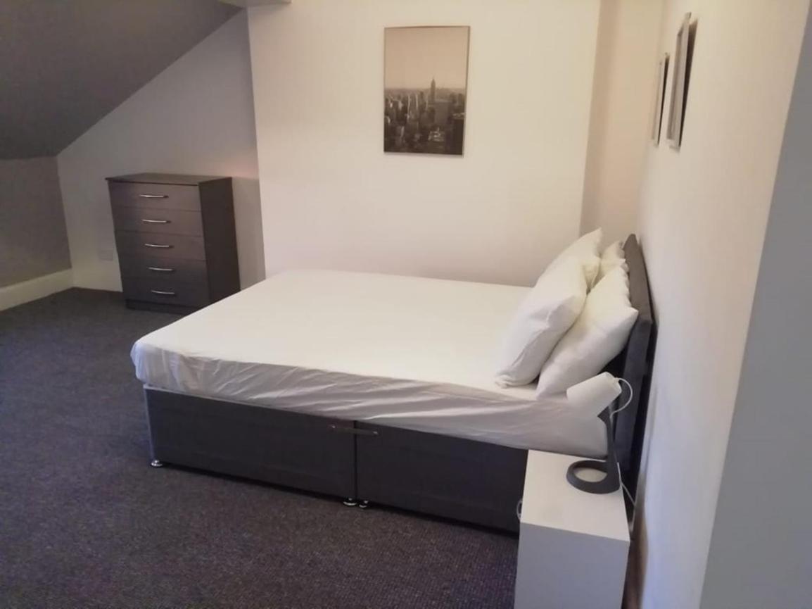 Bed & Breakfast Lodge-room-18 Liverpool